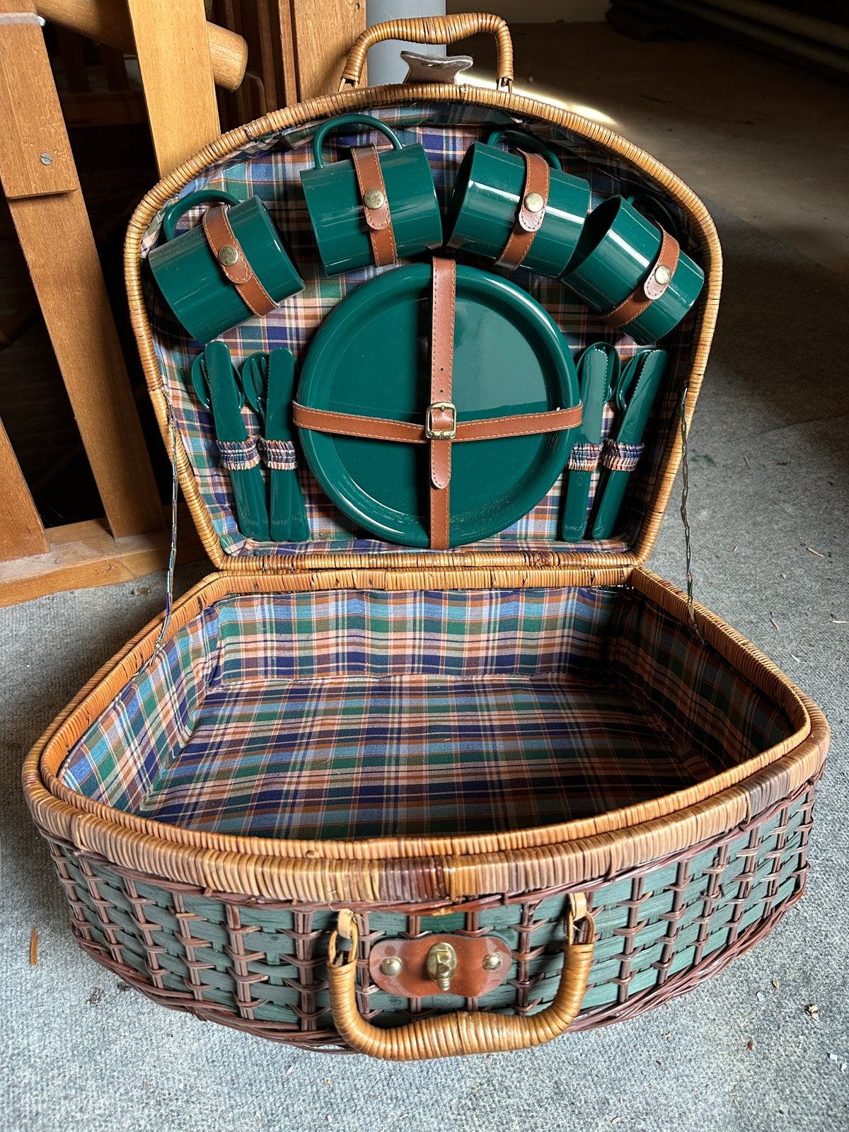Vintage Picknickmand met Servies - Compleet Set, Ophalen, Gebruikt