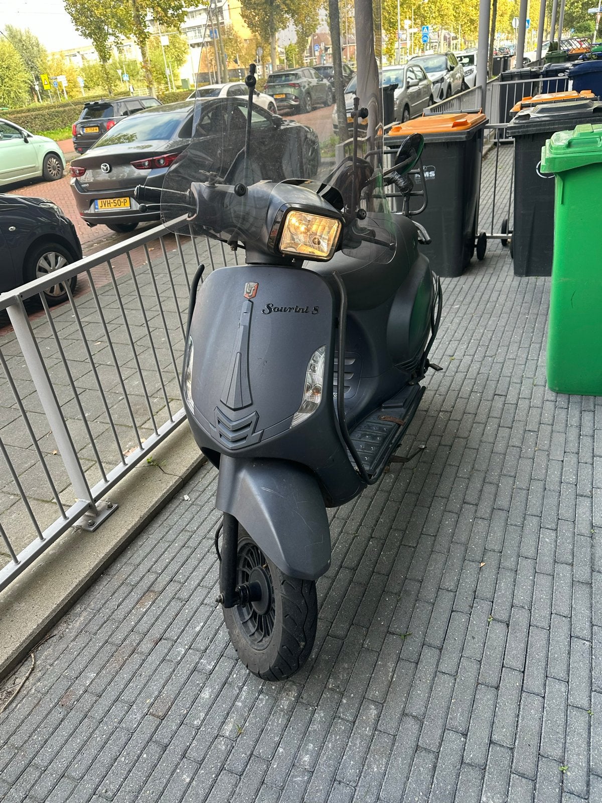 La Souris Sourini S (2020) - Recent onderhoud, lichte haperi, Fietsen en Brommers, Ophalen, Benzine, Maximaal 25 km/u