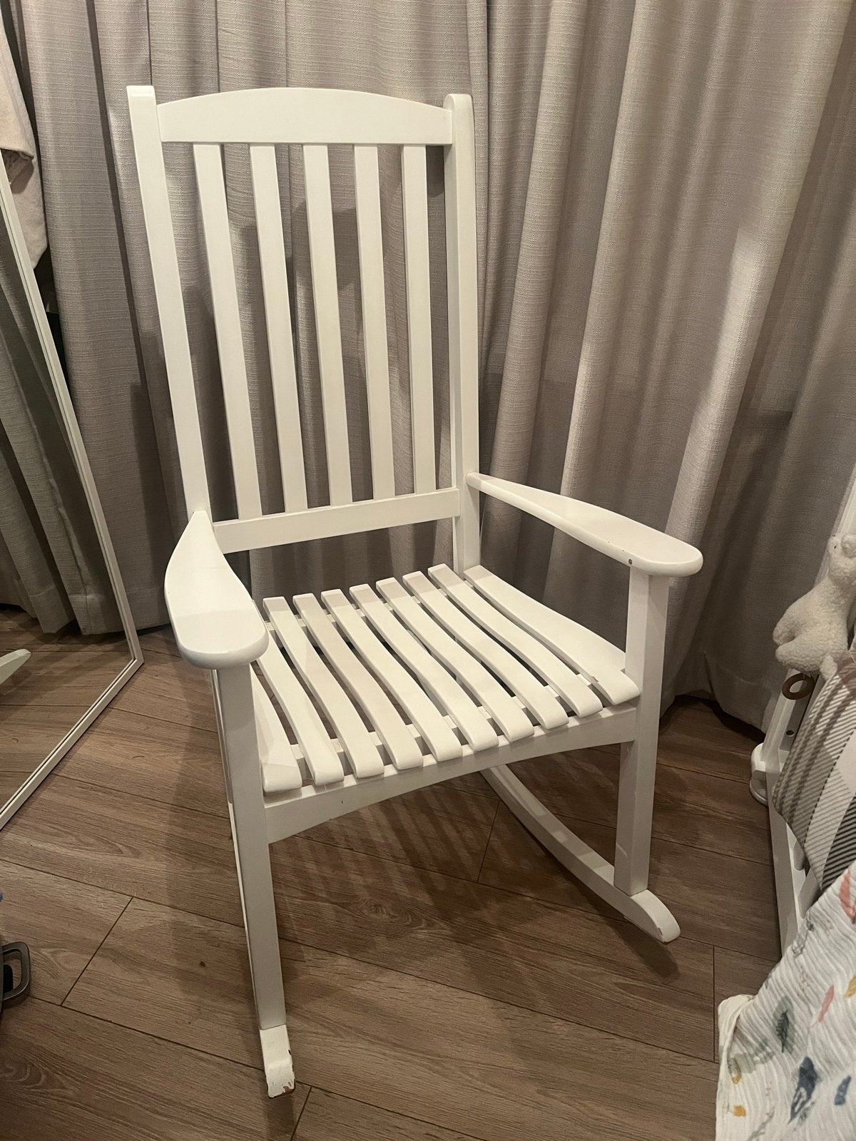 Witte schommelstoel, Huis en Inrichting, Stoelen, Ophalen, Gebruikt, Wit, Eén