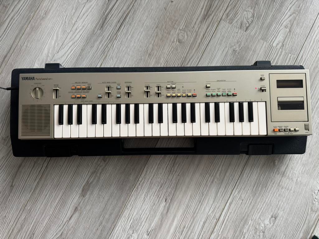 YAMAHA PortaSound mp-1 keyboard, Ophalen of Verzenden, Zo goed als nieuw