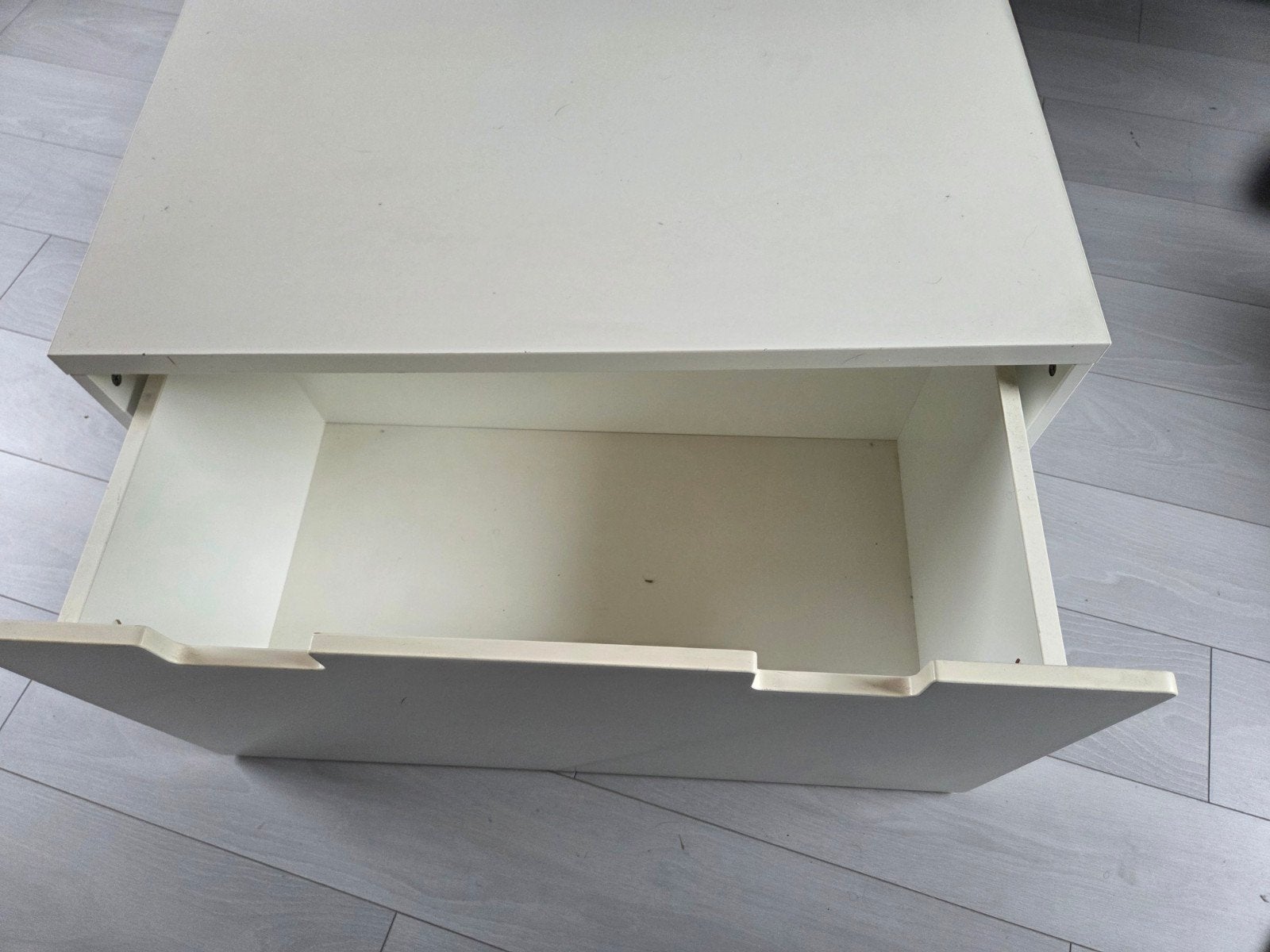 Uittrekbare lade met wieltjes - Handige opbergoplossing, Ophalen, Kunststof, Gebruikt, 1 of 2 laden