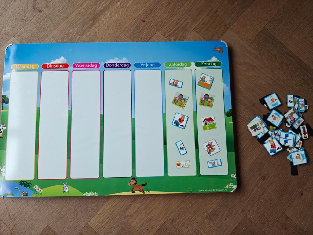 Planbord kind met veel magneten, Ophalen of Verzenden