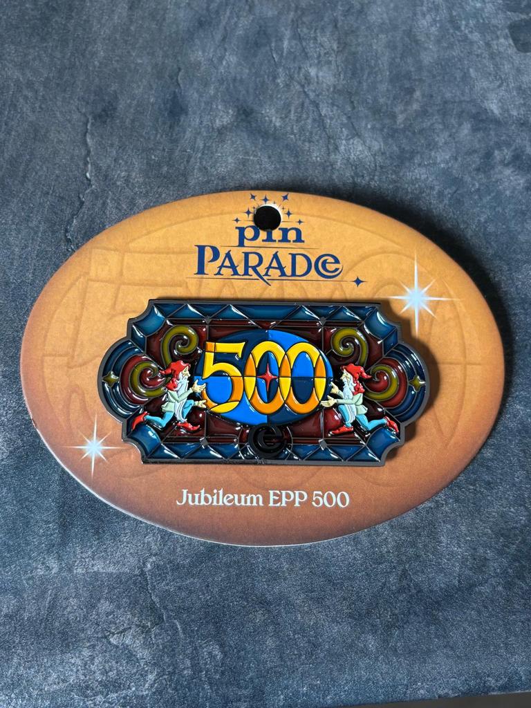 Efteling Jubileum pin parade EPP 500, Ophalen of Verzenden, Zo goed als nieuw, Button of Speldje