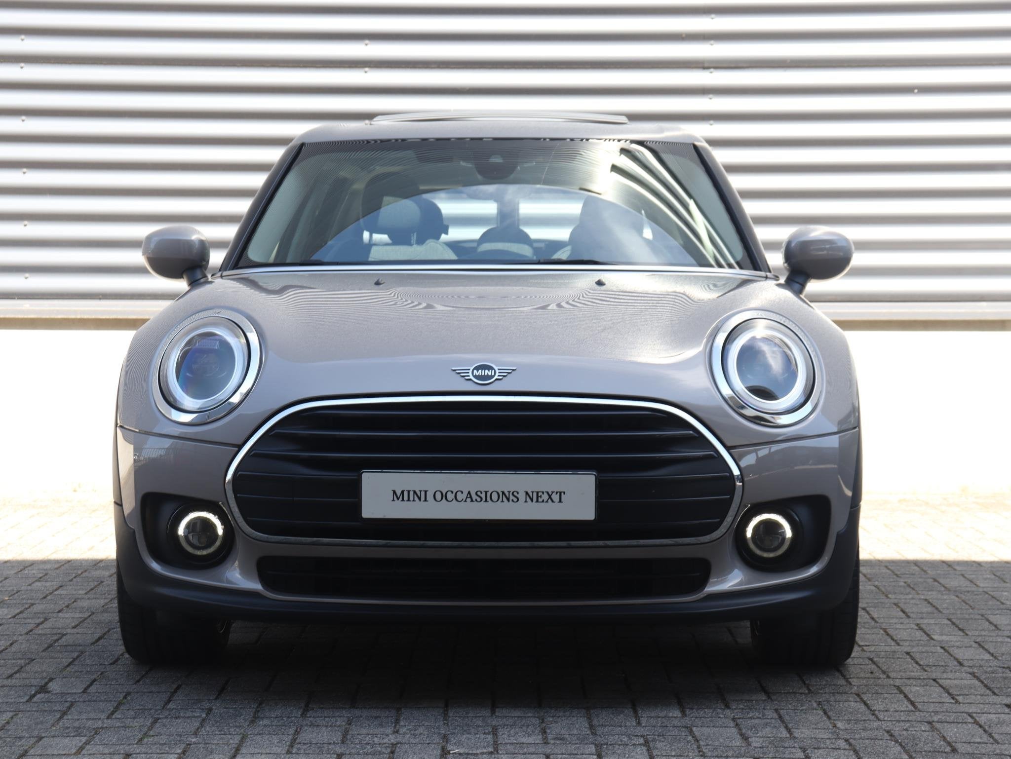 MINI Clubman Cooper | Classic + Panodak + Apple Carplay + Ve, Auto's, Mini, 136 pk, Gebruikt, Leder en Stof, 19 km/l