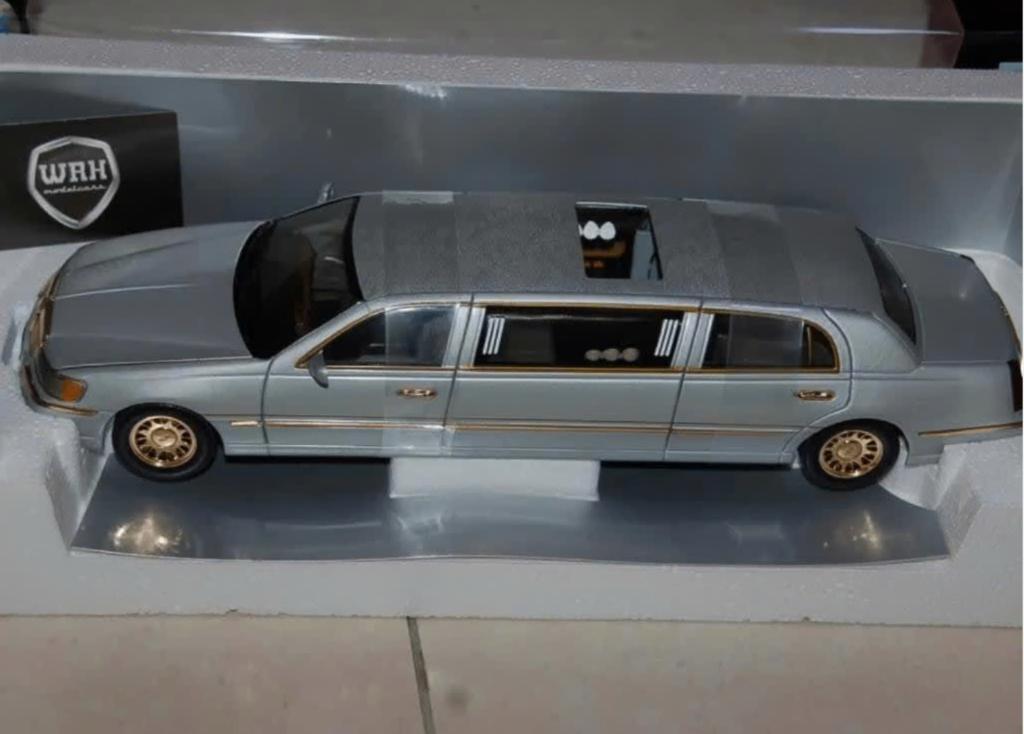 1:18 LINCOLN LIMOUSINE 2000 silver Sun star NEW in doos WRH, Verzenden, Zo goed als nieuw, Auto, Sun Star