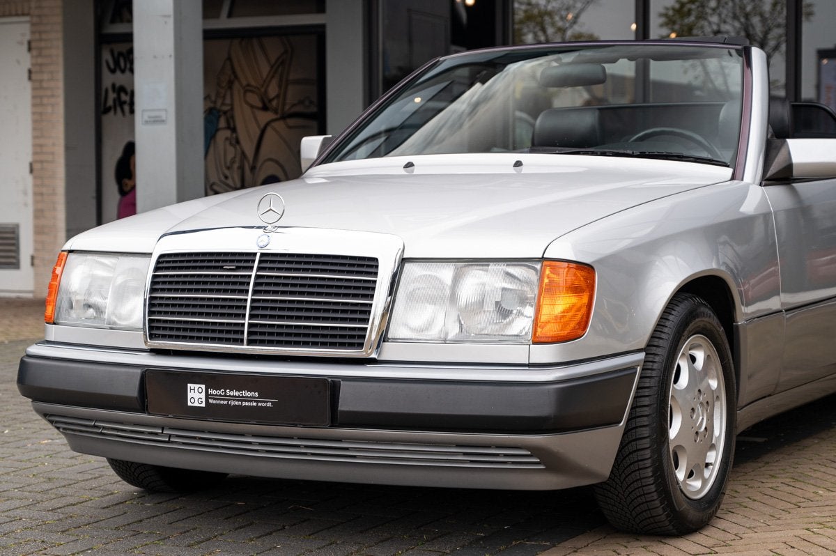 Mercedes-Benz E-Klasse 300 CE-24 Cabriolet (bj 1994), Auto's, Gebruikt, Overige kleuren, Cabriolet, 4 stoelen