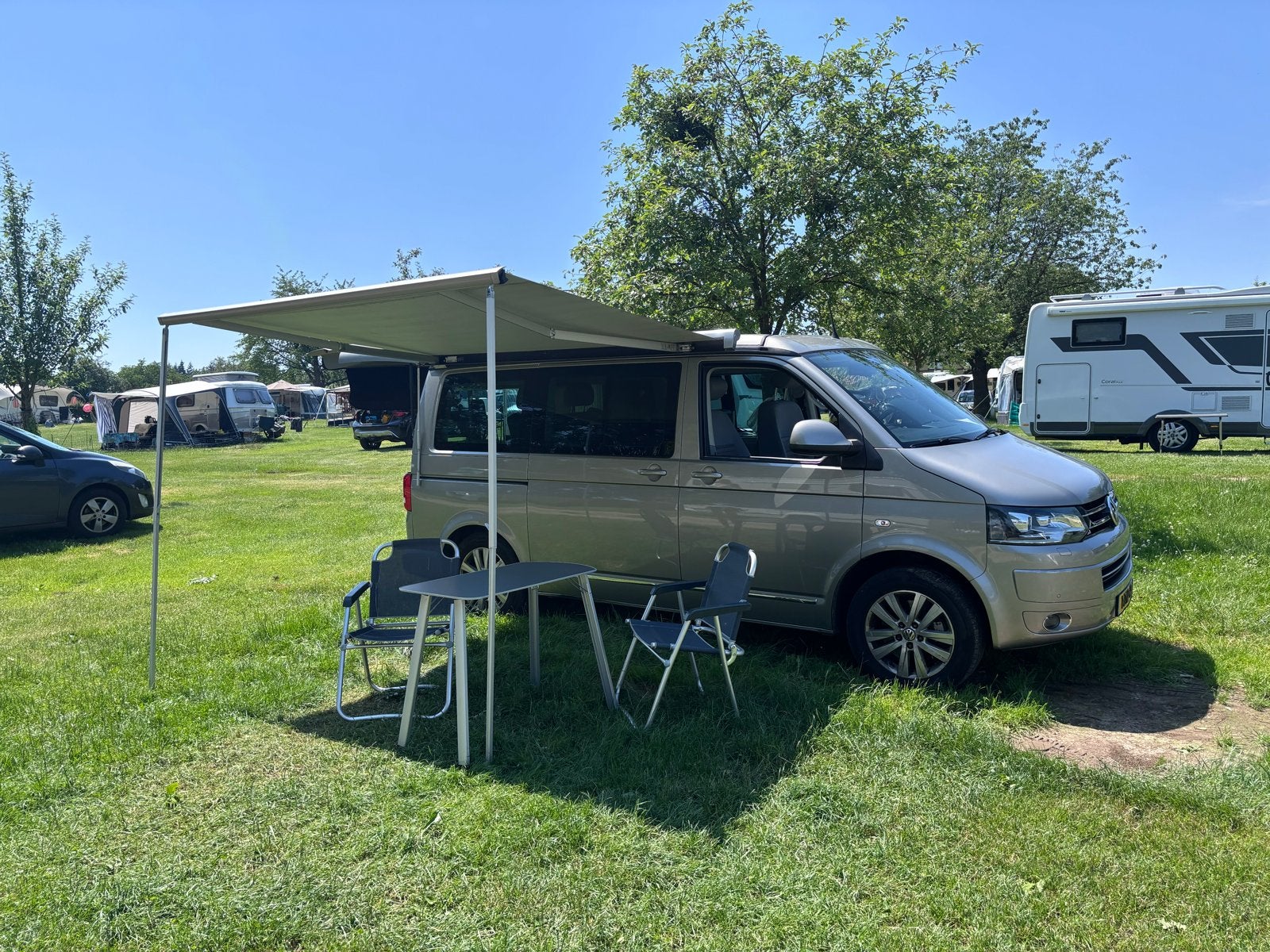 VW California 2011, DSG, luxe editie met trekhaak en CarPlay, Automaat, Volkswagen, Diesel, Overige merken