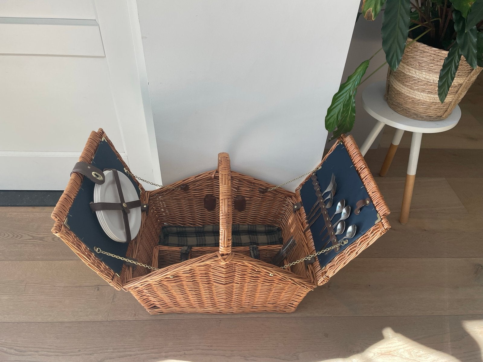 Grote picknickmand met complete bekleding, Ophalen, Gebruikt, Zonder inhoud
