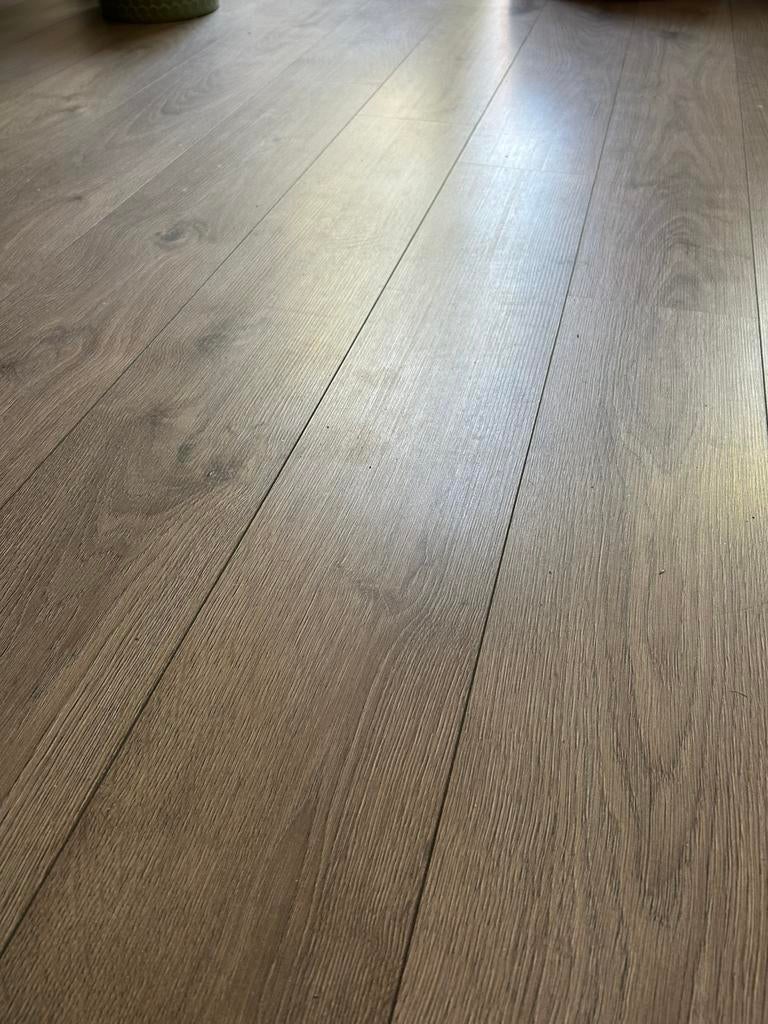 Laminaatvloer 40m2, Ophalen, 50 tot 150 cm, Zo goed als nieuw, 10 m² of meer