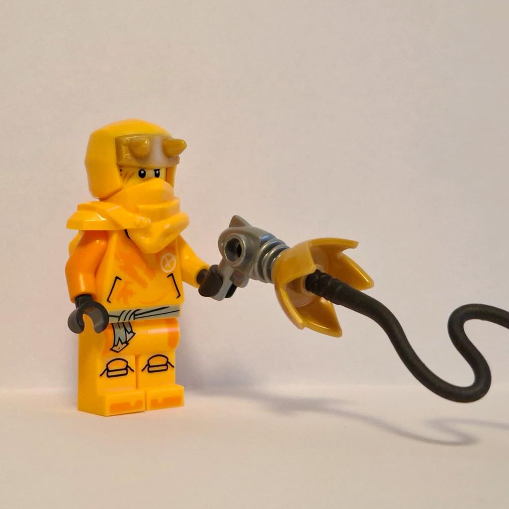 LEGO Ninjago minifiguur, njo0822 Arin - Shirt with Orange, Lego, Ophalen of Verzenden, Zo goed als nieuw, Minifiguur
