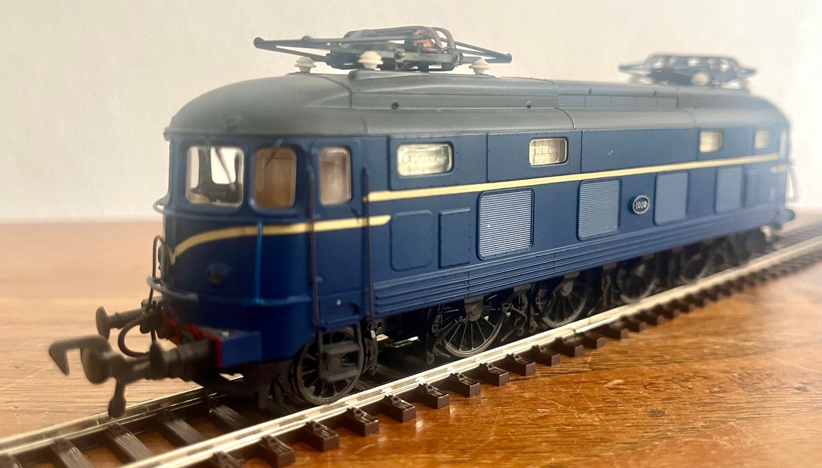 Roco HO locomotief 1010 ns, Hobby en Vrije tijd, Modeltreinen | H0, Verzenden, Roco, Gelijkstroom, Locomotief