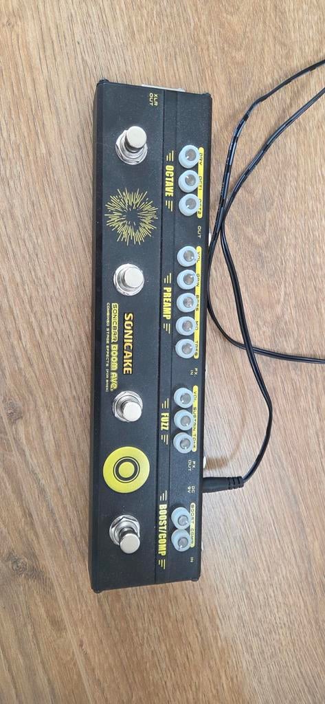 Sonicake Sonicbar Boom Ave Bas Multi-effectpedaal, Muziek en Instrumenten, Ophalen of Verzenden, Zo goed als nieuw, Multi-effect