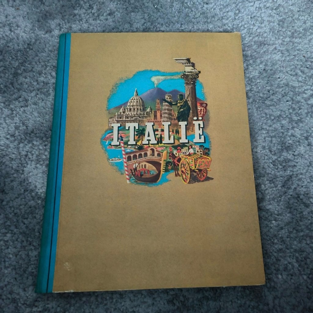 Italië plaatjesboek(Douwe Egberts), Boeken, Ophalen of Verzenden, Zo goed als nieuw, Piet Bakker., Plaatjesalbum