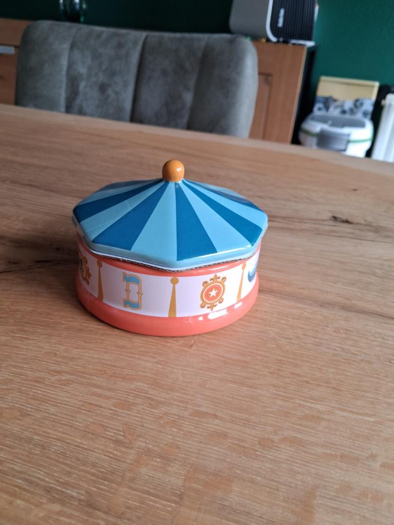 Disney keramiek Dumbo Carrousel Sieradendoosje - NIEUW, Ophalen of Verzenden, Overige figuren, Nieuw