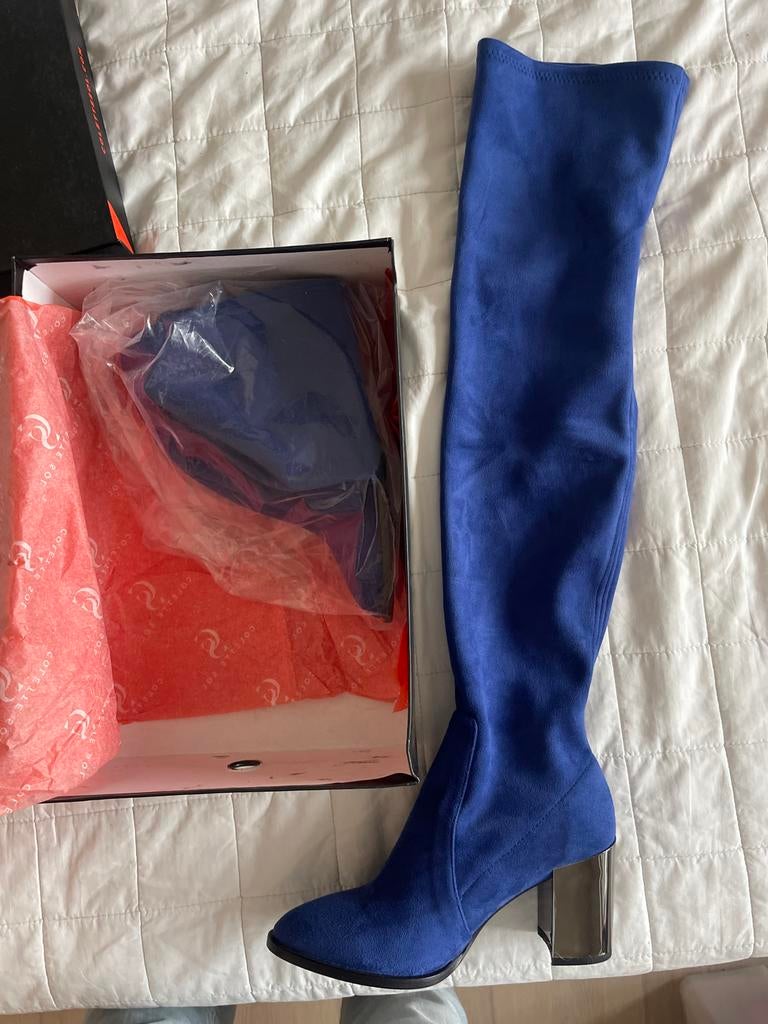 Prachtige blauwe overknee laarzen - Maat 37, Ophalen of Verzenden, Zo goed als nieuw, Blauw, Hoge laarzen