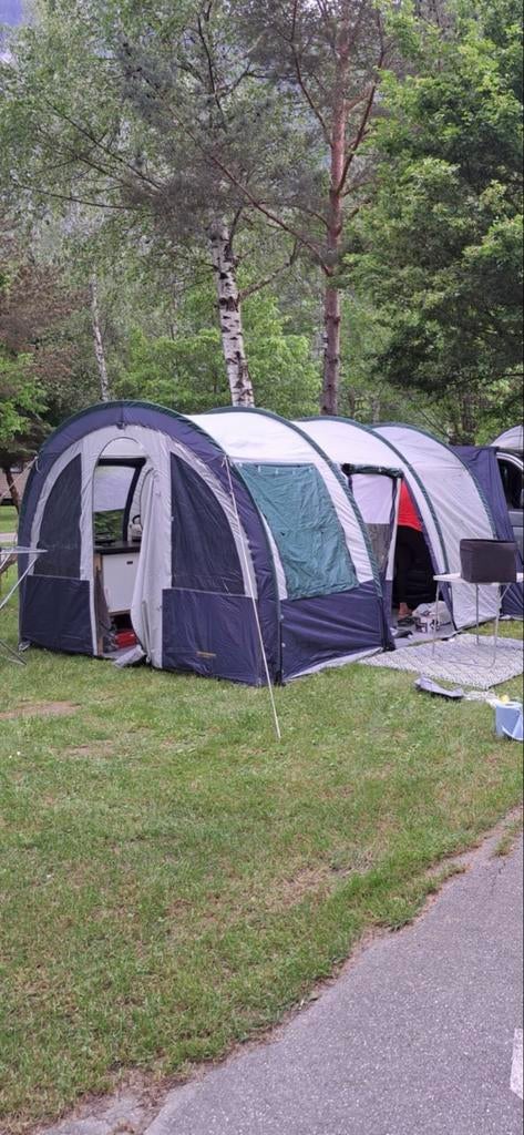 Ruime bustent voor camper of busje, Caravans en Kamperen, Tenten, Ophalen, Gebruikt, Tot en met 4
