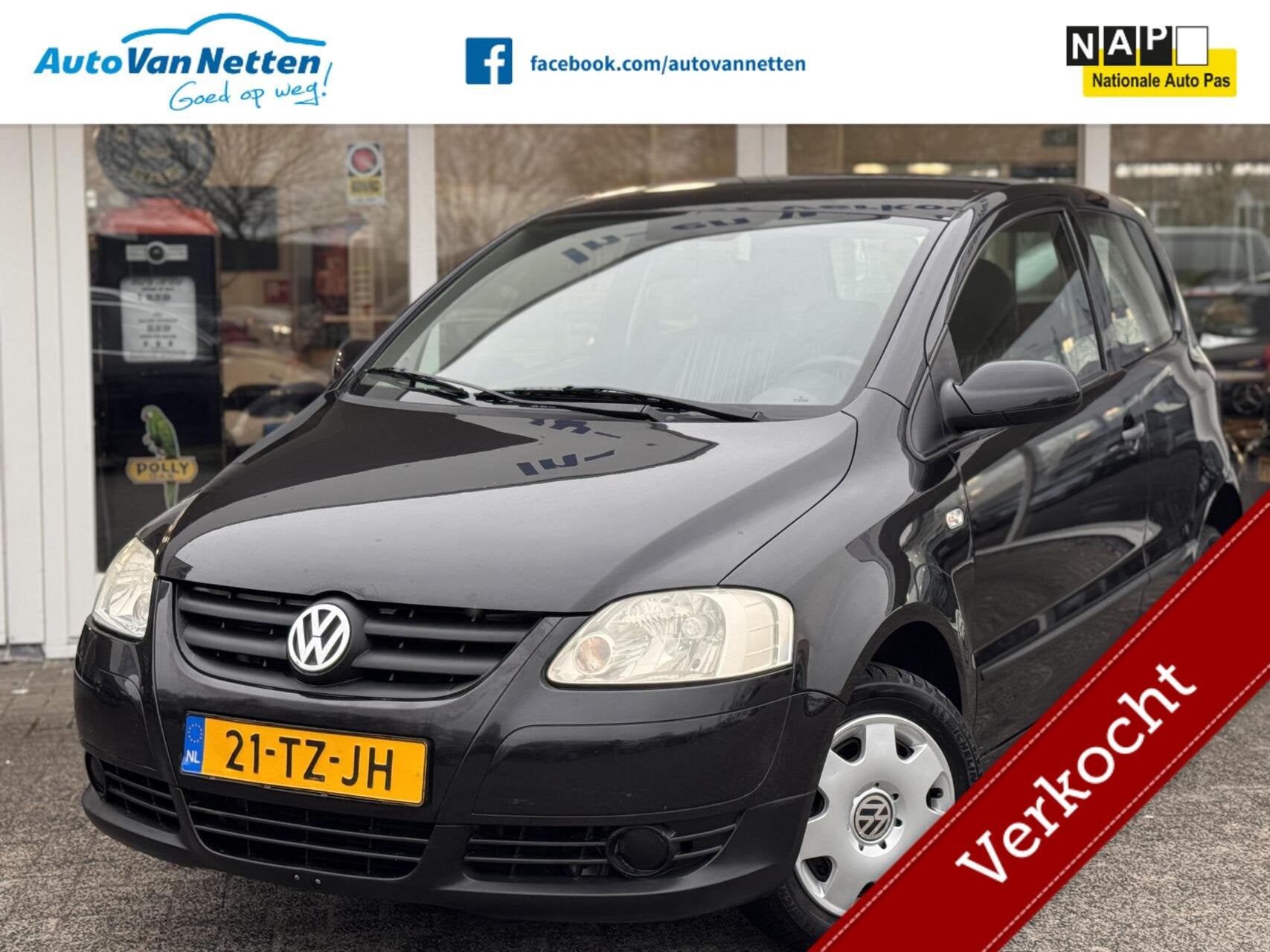 Volkswagen Fox 1.4i 75pk,Trendline uitv.,Airco,elek pakket,c, Voorwielaandrijving, Zwart, 4 stoelen, Zwart