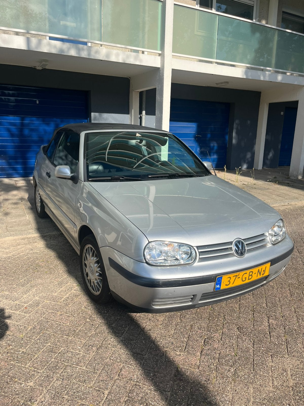 Volkswagen Golf 1.8 Cabriolet 55KW nwe APK, Auto's, 74 pk, Zwart, 4 cilinders, Cabriolet