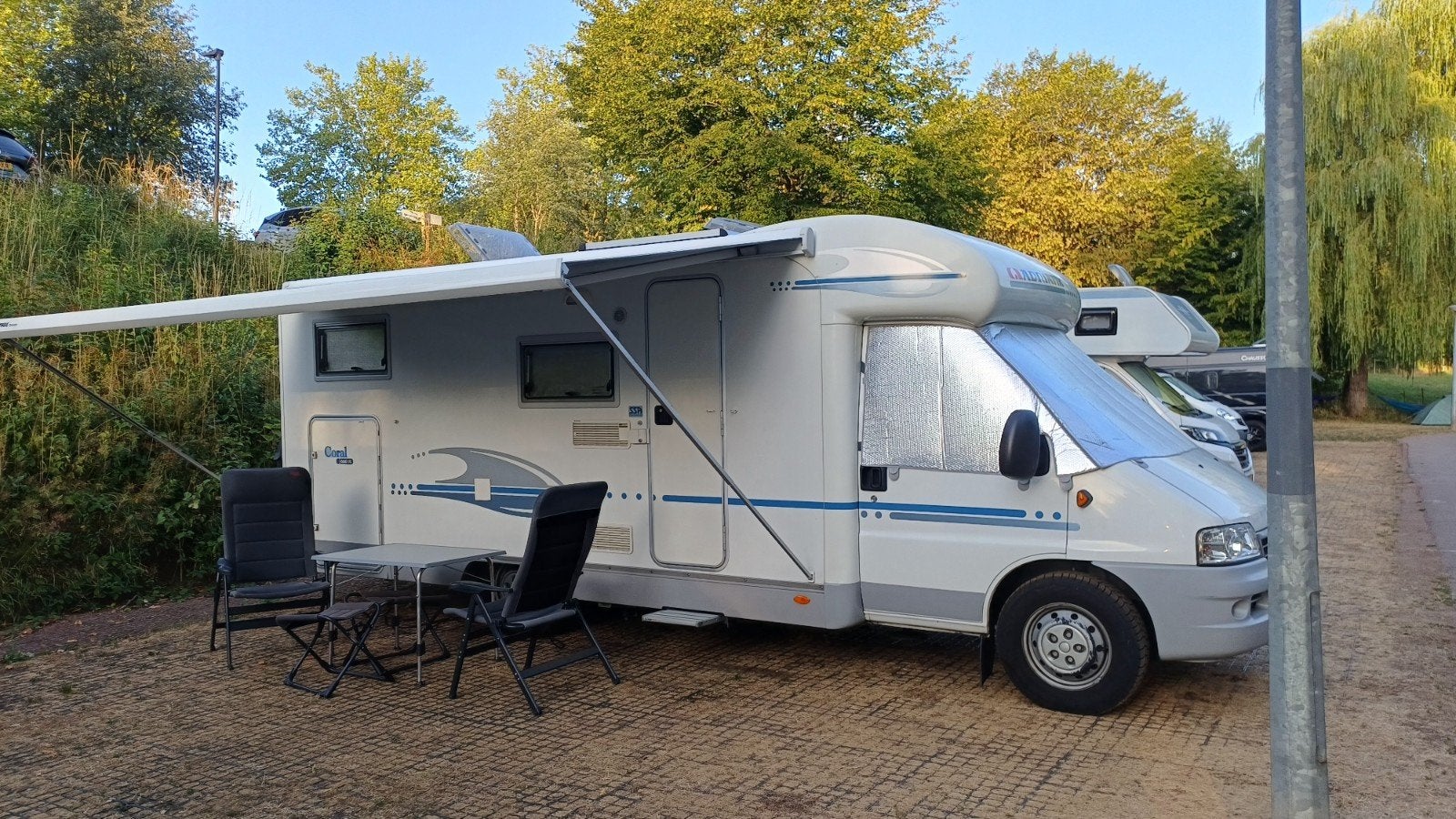 bomvolle fiat ducato  adria coral 660 sl  nap weinig km enke, Caravans en Kamperen, Campers, Fiat, Vloeistofverwarming, 6 tot 7 meter