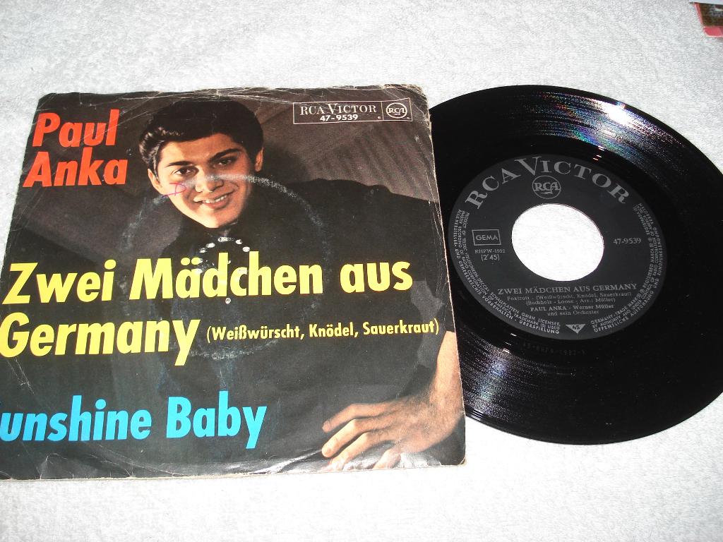 Paul Anka   Zwei Madchen aus Germany    Orgineel, Fotohoes, Ophalen of Verzenden, Zo goed als nieuw, Pop