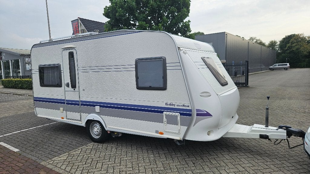 Hobby 460 UFe Excellent 2007, Rondzit, Particulier, 6 tot 7 meter, Tot en met 4