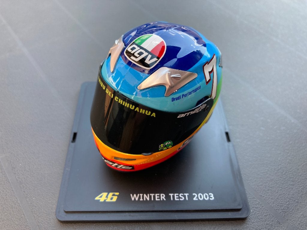 ✅ Valentino Rossi 1:5 helm Winter Test 2003 Honda RC211V, Verzamelen, Automerken, Motoren en Formule 1, Ophalen of Verzenden, Nieuw