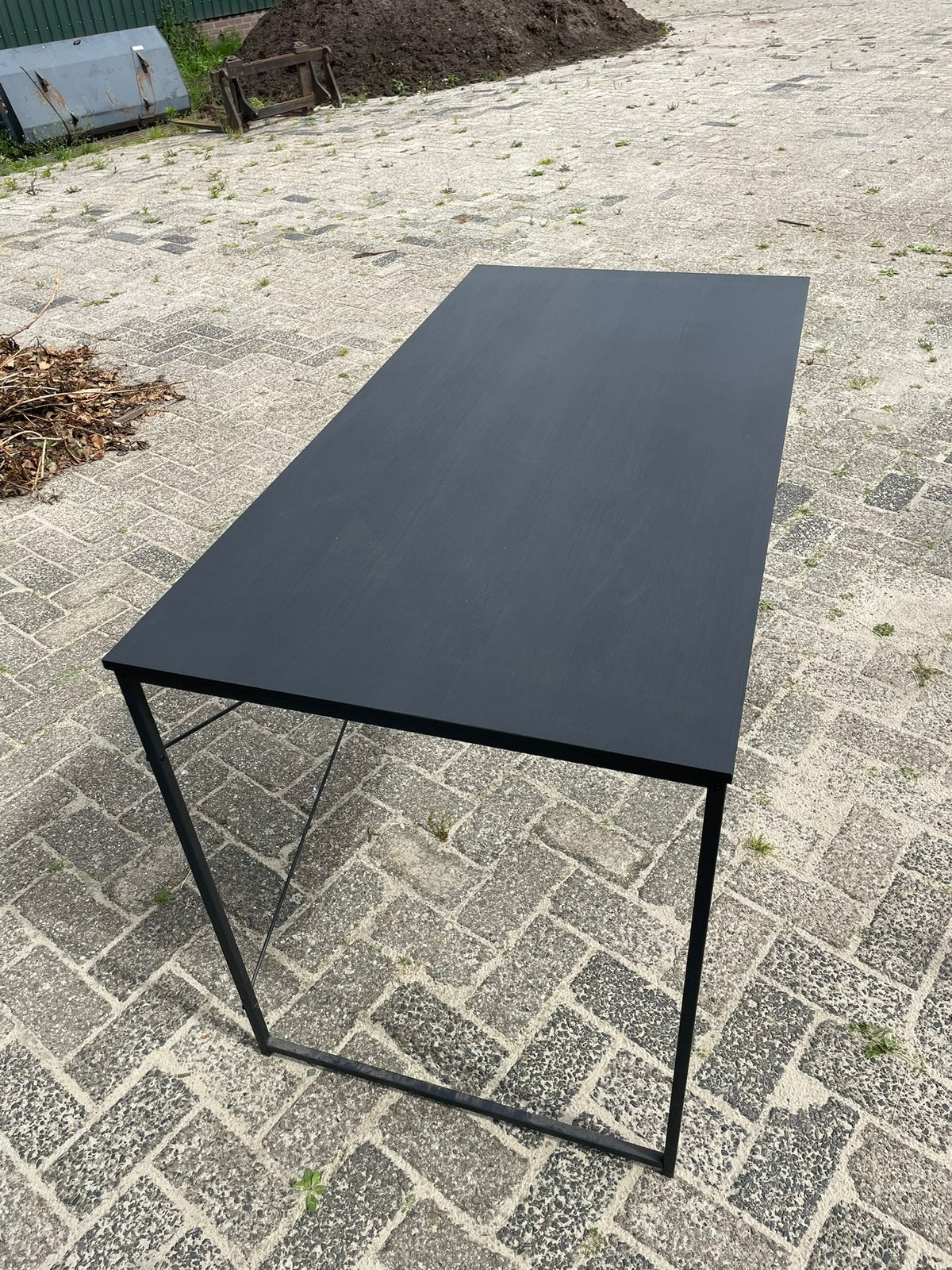 Bureautafel, Ophalen, Zo goed als nieuw