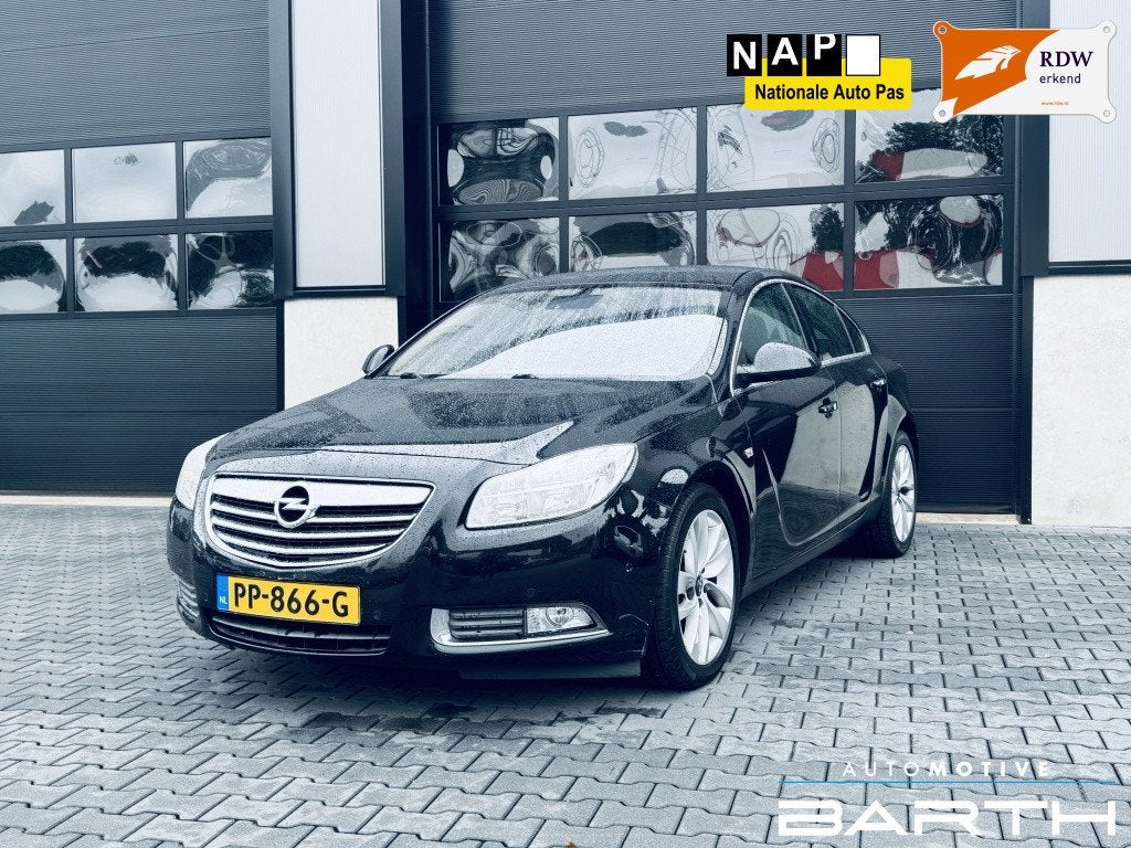 Opel Insignia 1.4 T Cosmo | Clima | Cruise | Navi | Onderhou, Auto's, Voorwielaandrijving, Euro 5, 730 kg, Zwart