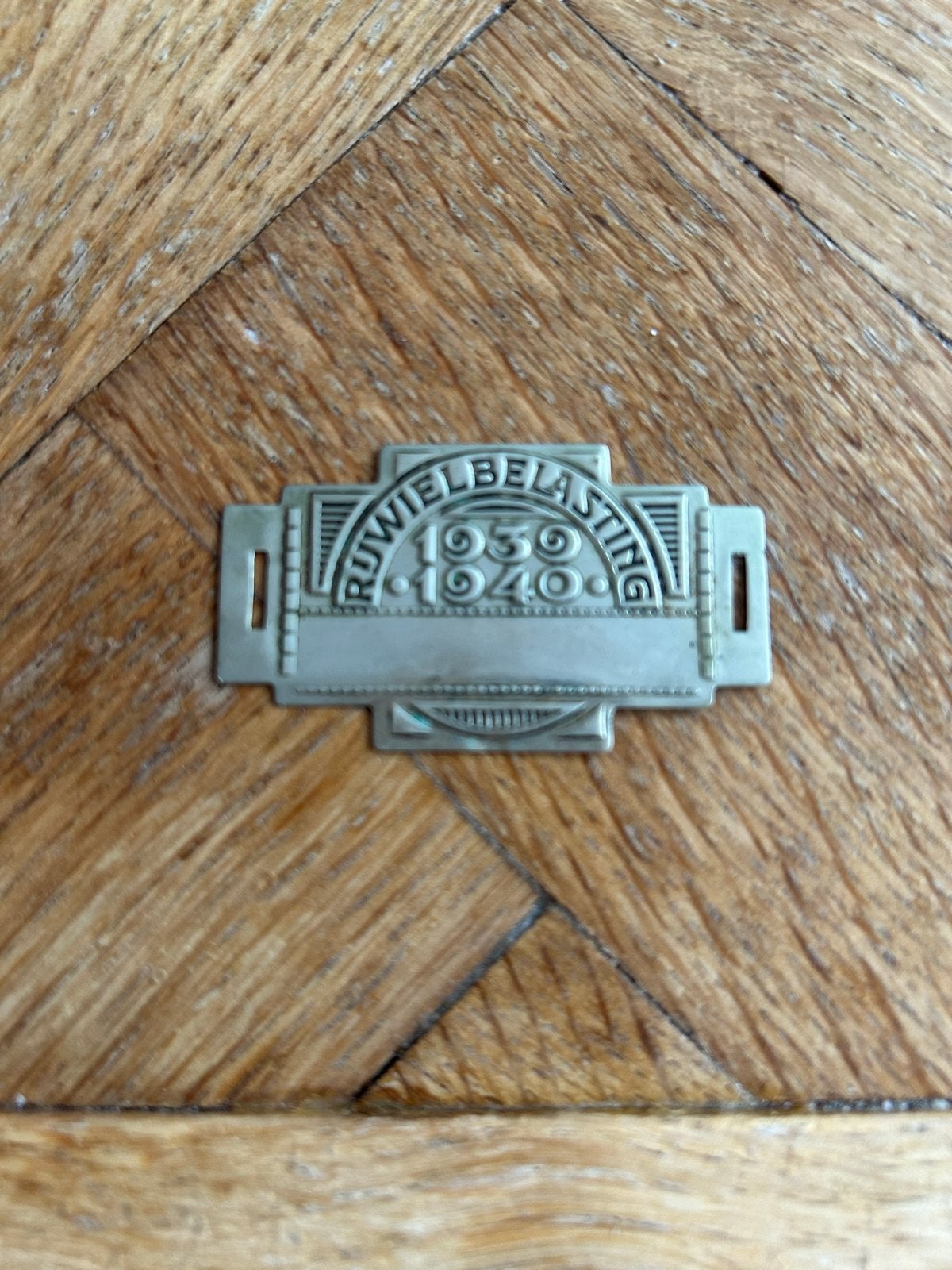 Rijwielbelastingplaatje 1939-1940 en gaspenning, Ophalen of Verzenden, Gebruikt