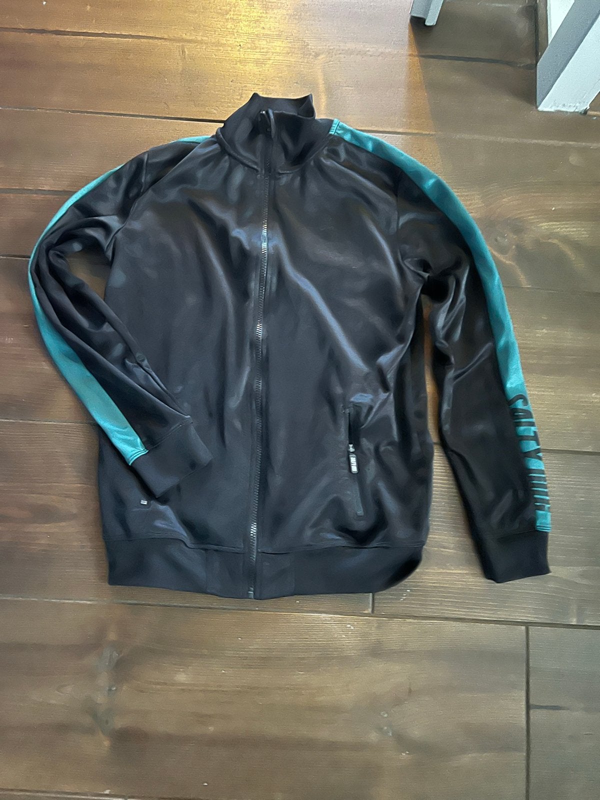 Trainingsjack Salty Dog maat 170/176 voor jongens, Ophalen of Verzenden, Gebruikt, Jongen, Sport- of Zwemkleding