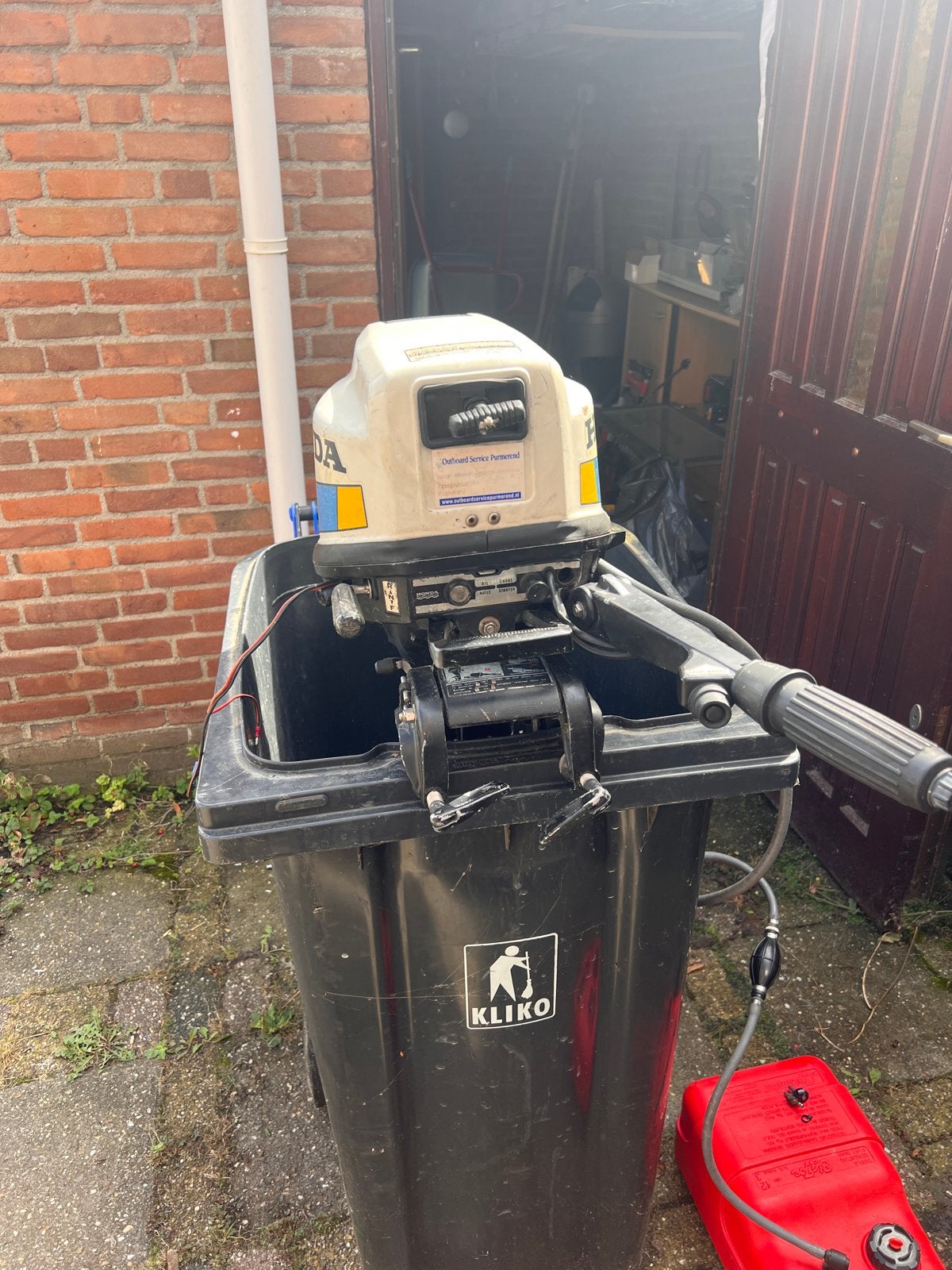 Honda BF75, Ophalen