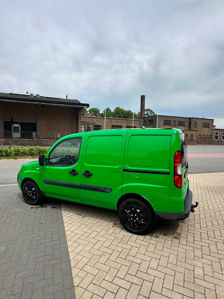 Fiat Doblò Cargo 1.9 MultiJet Basis | Marge bus / Meeneempr, Auto's, Bestelauto's, Voorwielaandrijving, Gebruikt, 4 cilinders