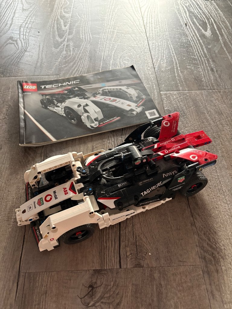 Lego technic racewagen (42137), Gebruikt, Lego, Overige typen, Compleet