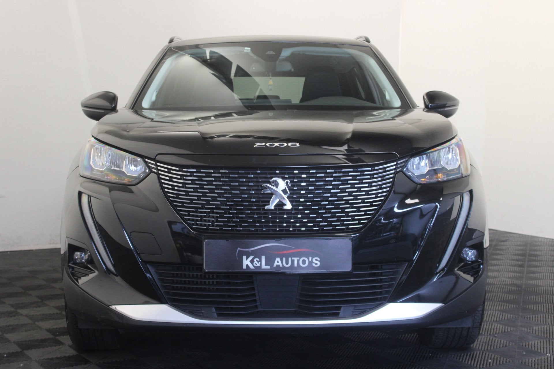 Peugeot 2008 1.2 PureTech Allure Pack |Navi|Camera|, Auto's, Gebruikt, Zwart, 1199 cc, Leder en Stof