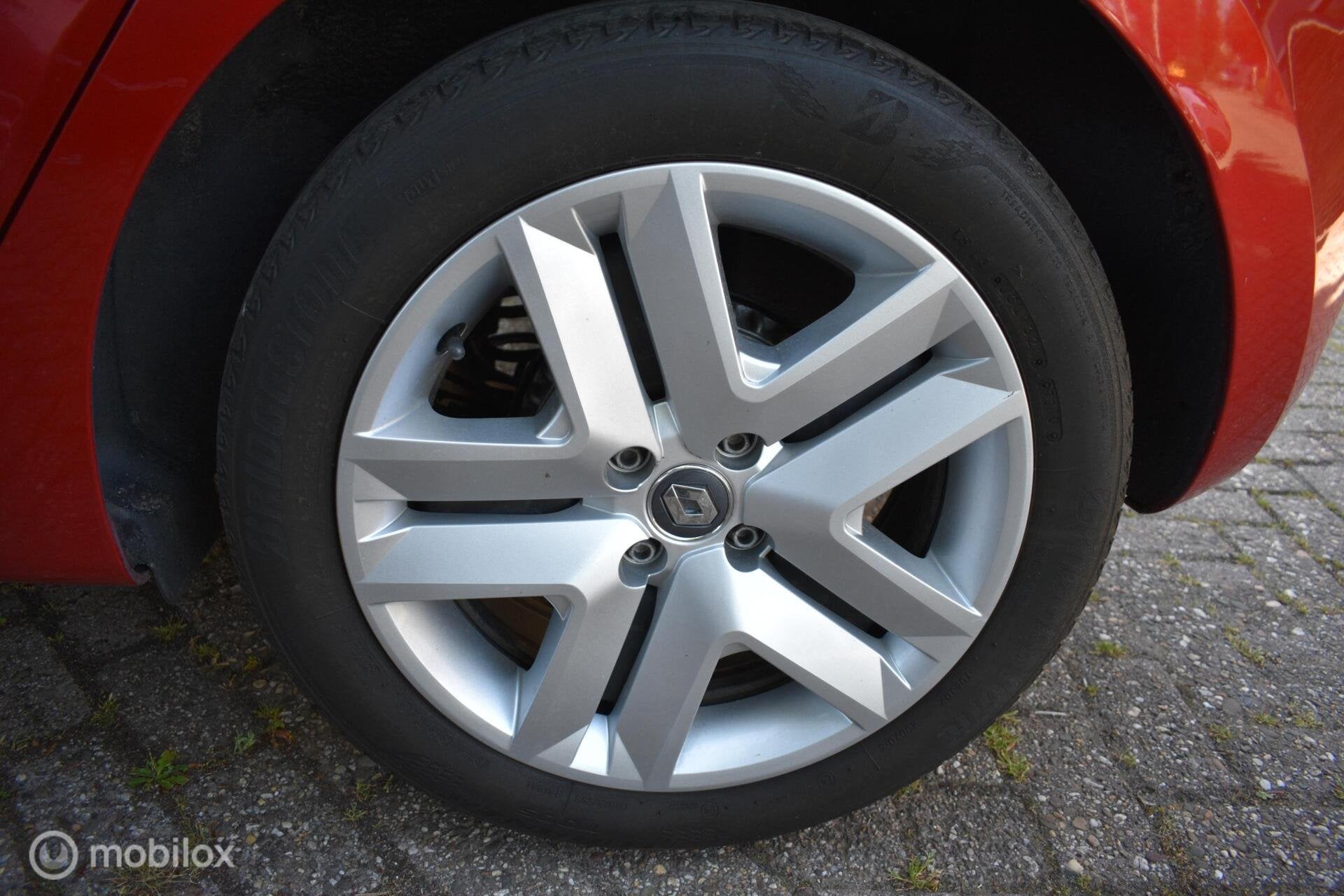 Renault Clio 1.0 TCe Zen 2021|Airco|Cruise|LED|Mooi!, Auto's, Voorwielaandrijving, Stof, 49 €/maand, Origineel Nederlands
