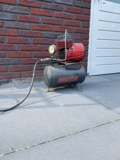Airbrusch compressor, Ophalen, Gebruikt, Minder dan 200 liter/min, Minder dan 6 bar