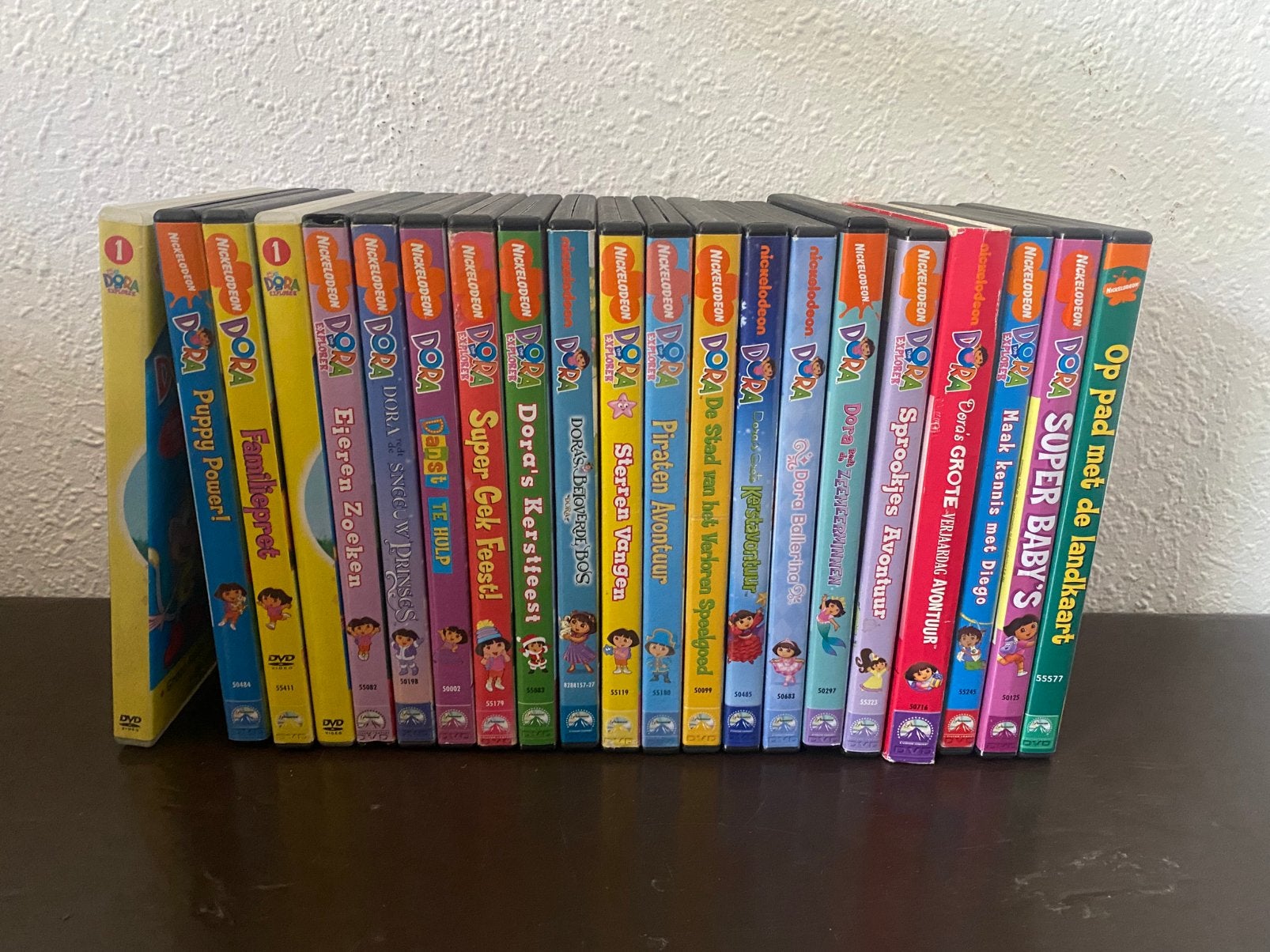 Partij van 21 DVDs Dora the Explorer, Alle leeftijden, Ophalen of Verzenden, Zo goed als nieuw