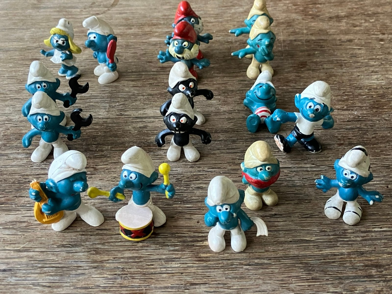 17 smurfen jaren 70 en 80, Ophalen, Gebruikt, Verschillende Smurfen