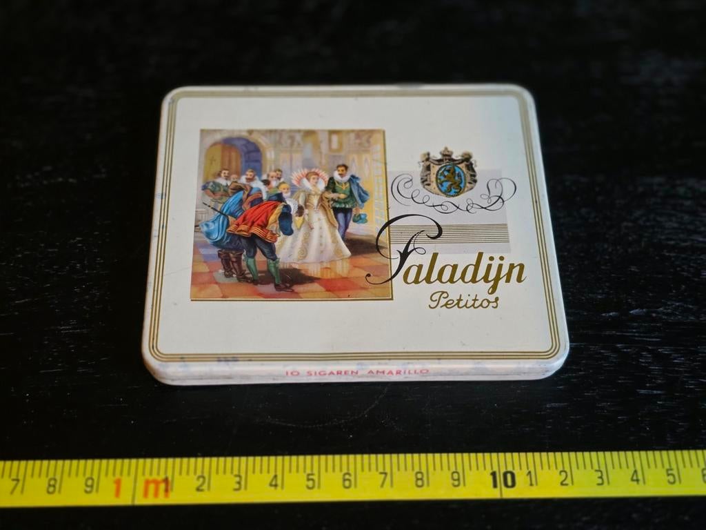 Vintage Paladijn Petitos sigarenblikje, Verzamelen, Blikken, Gebruikt, Overige, Overige merken, Ophalen of Verzenden