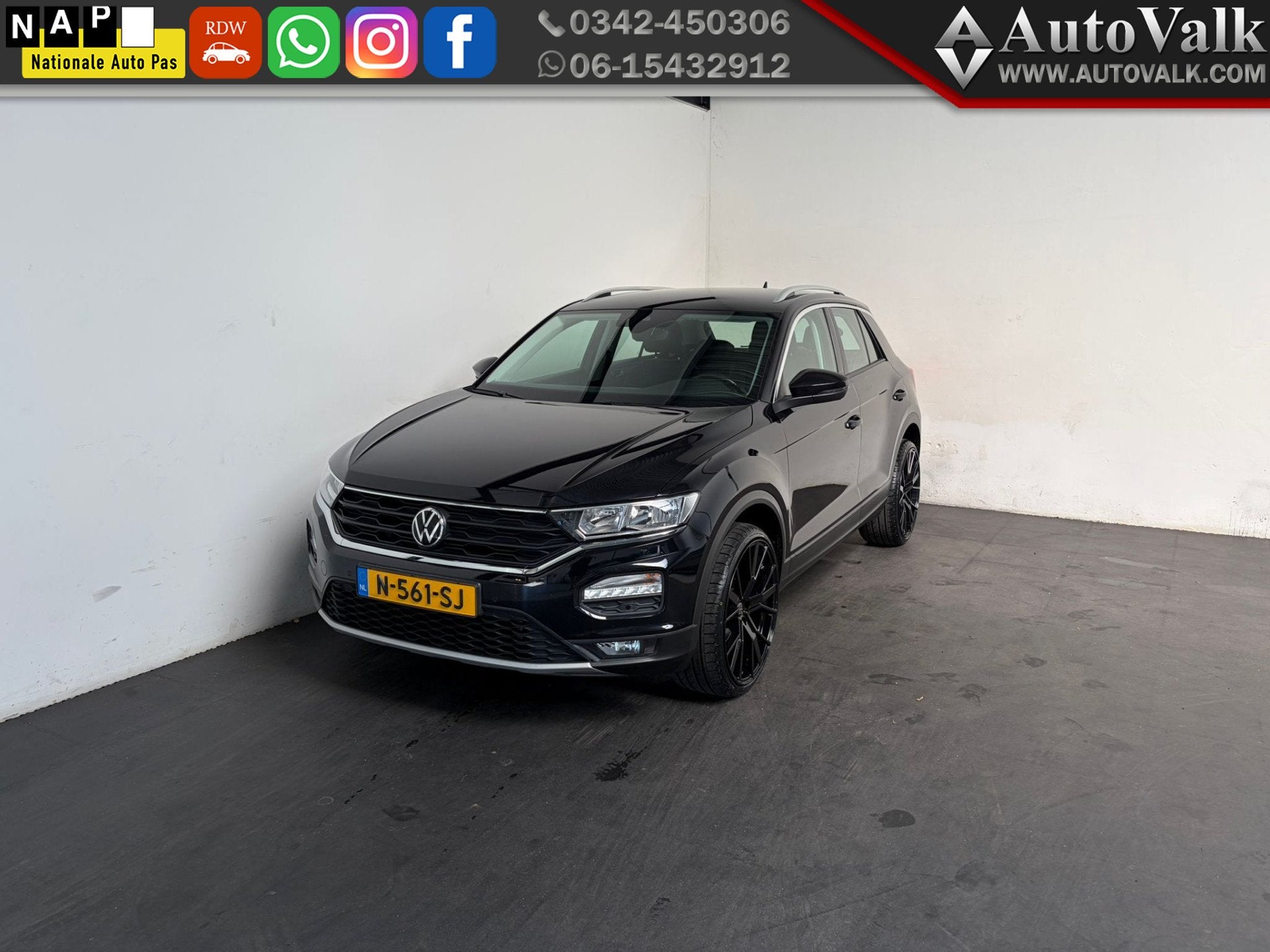 Volkswagen T-Roc 1.5 TSI Sport. Trekhaak 20´´ (bj 2022), Auto's, Adaptive Cruise Control, Euro 6, 4 cilinders, 150 pk