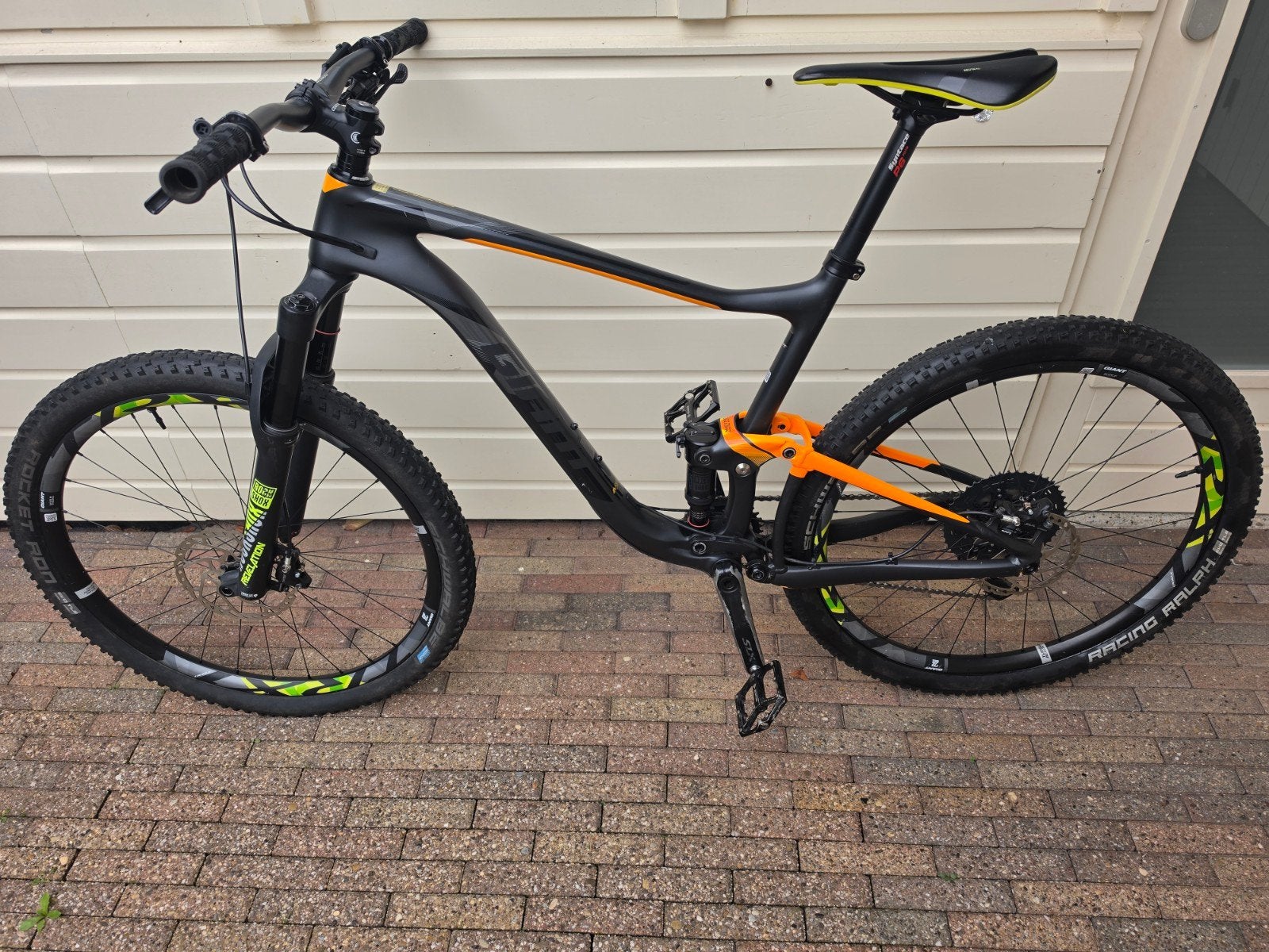 Giant Anthem Advanced 27.5 1 Mountainbike full carbon, Ophalen, Giant, Zo goed als nieuw, Schijfrem