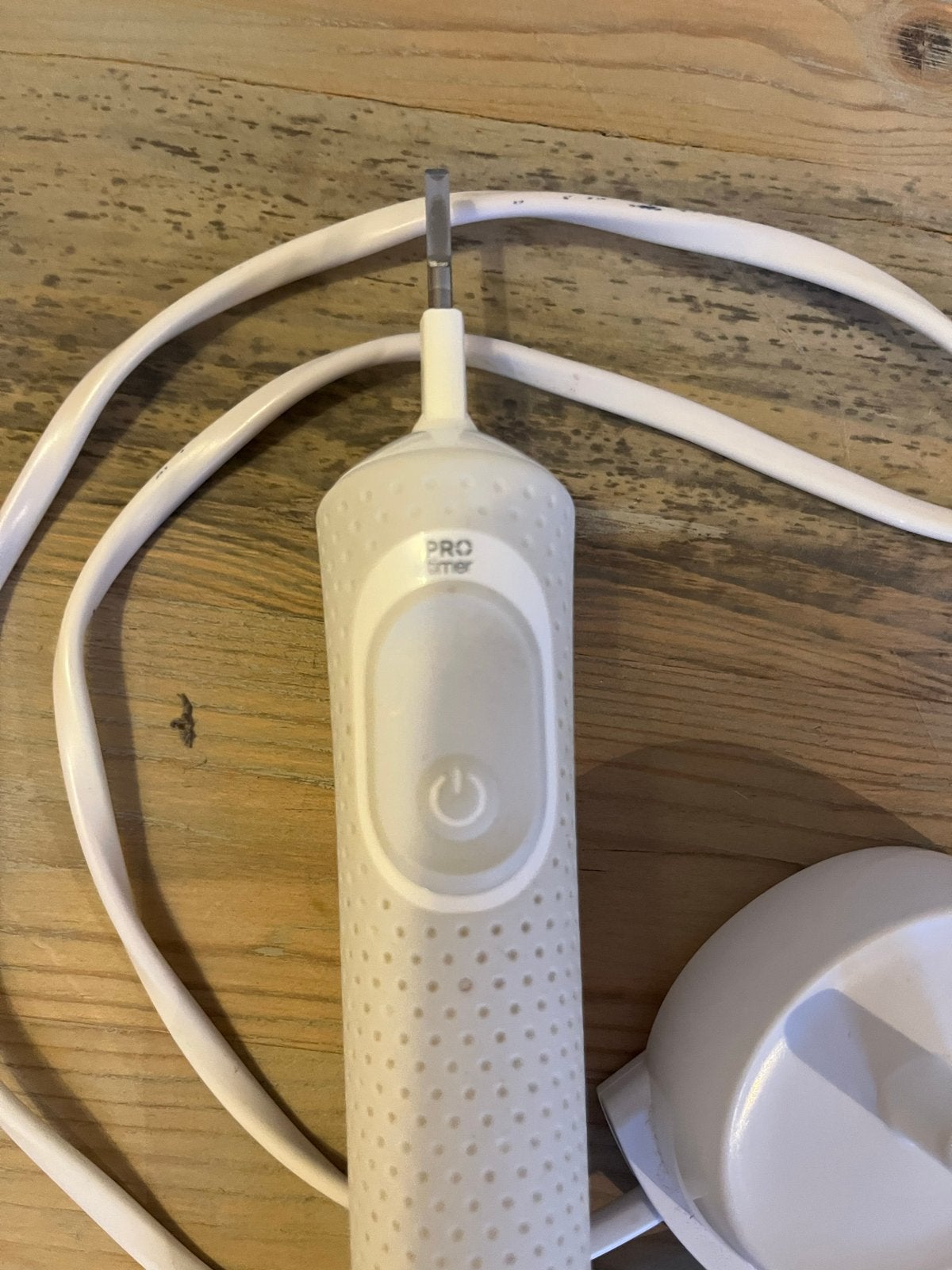 Oral-B elektrische tandenborstel met oplader, Ophalen, Zo goed als nieuw, Mondverzorging