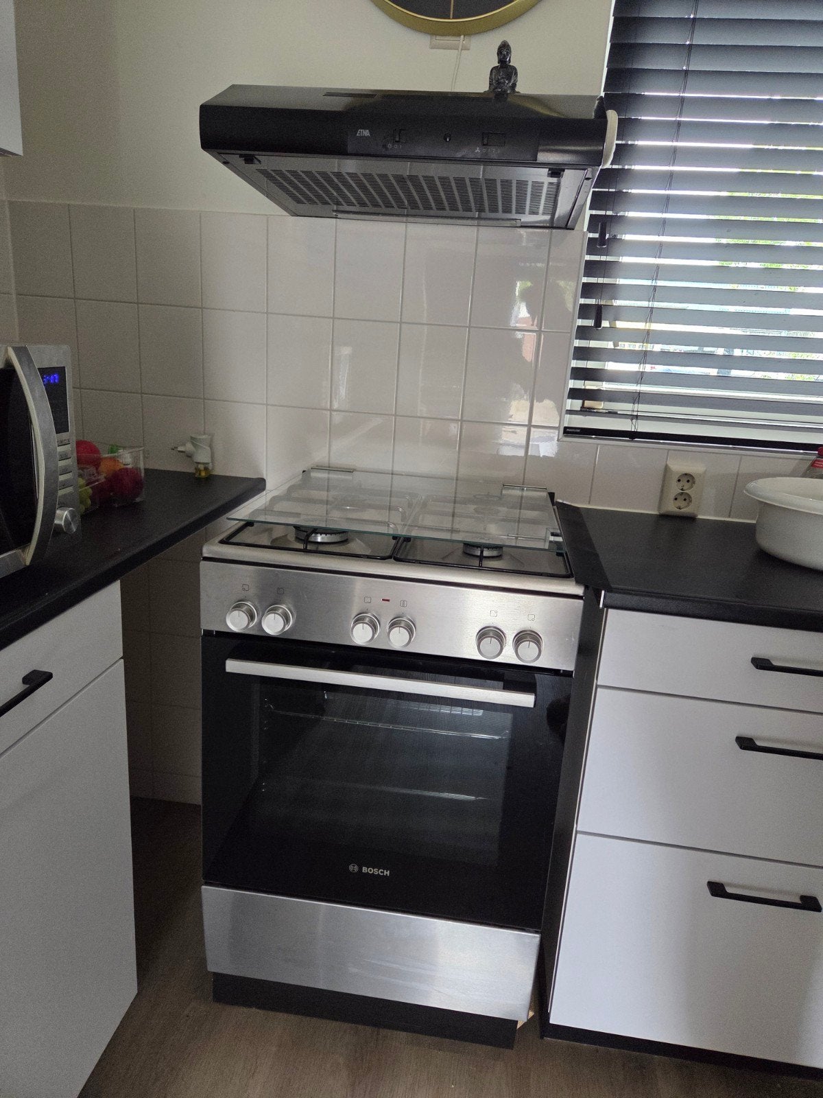 Bosch HXA090D50N/12 Vrijstaand Gasfornuis met Oven, Ophalen, 4 kookzones, Gas, Vrijstaand