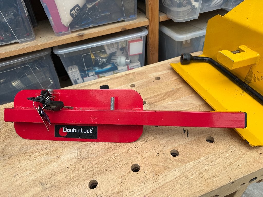 Double lock SCM wielklemslot, Ophalen of Verzenden, Zo goed als nieuw
