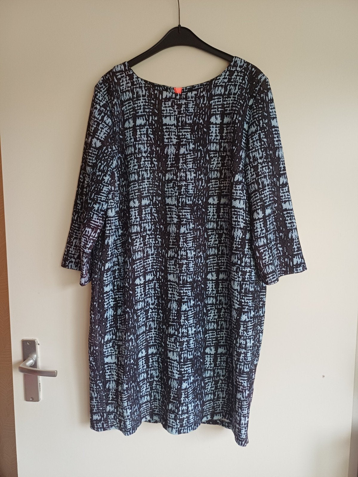 Jurk essentiel antwerp, maat 42, Maat 42/44 (L), A, A, Verzenden