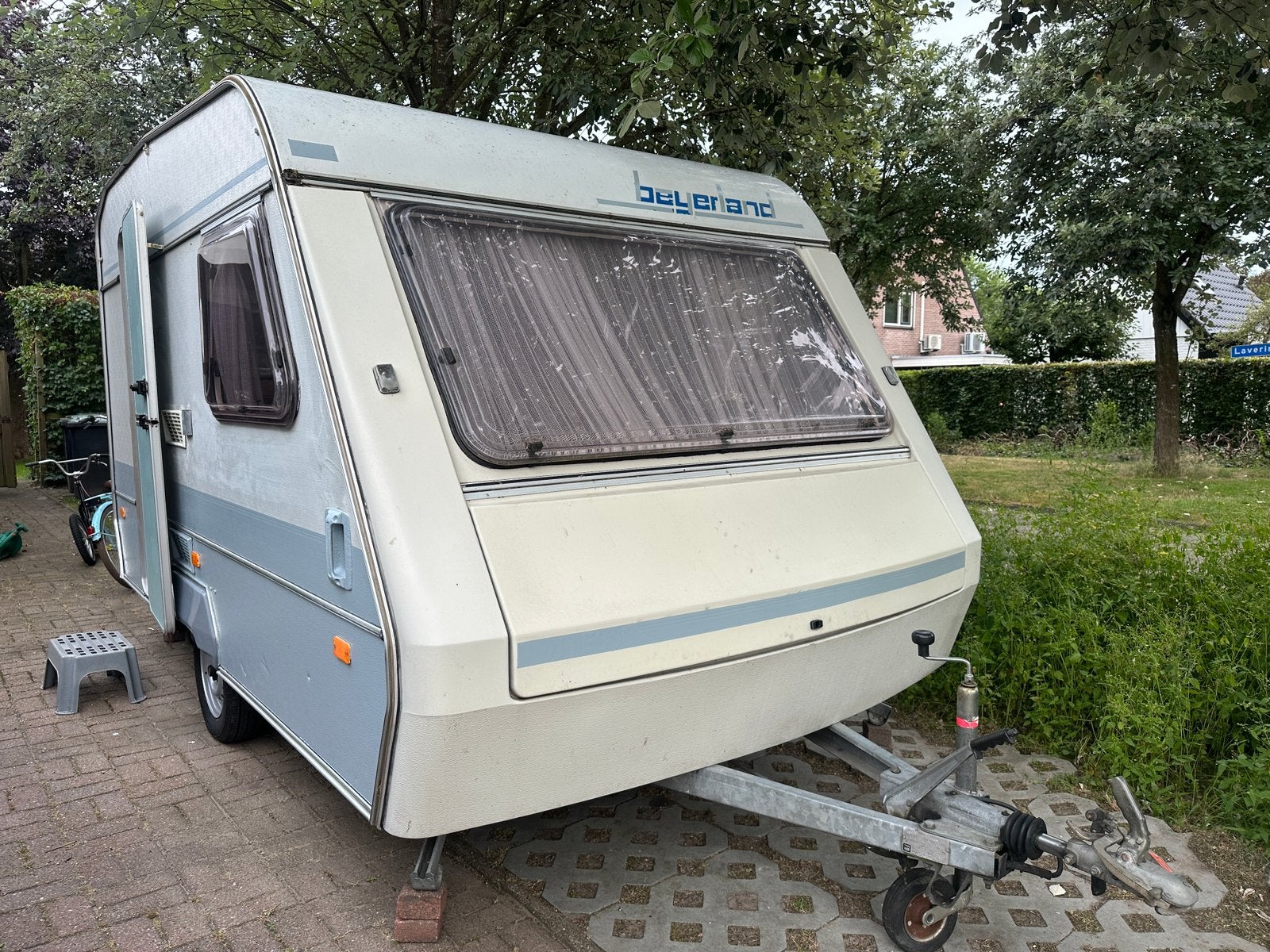 Goedkope Caravan huren Drenthe– €40 p.n. / €200 p.w., Caravans en Kamperen, Koelkast, Treinzit, Particulier, 4 tot 5 meter