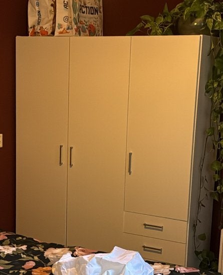 Jysk Fandrup Kledingkast 145x176 cm - Zo goed als nieuw, Huis en Inrichting, Kasten | Kledingkasten, Ophalen, 100 tot 150 cm, Zo goed als nieuw