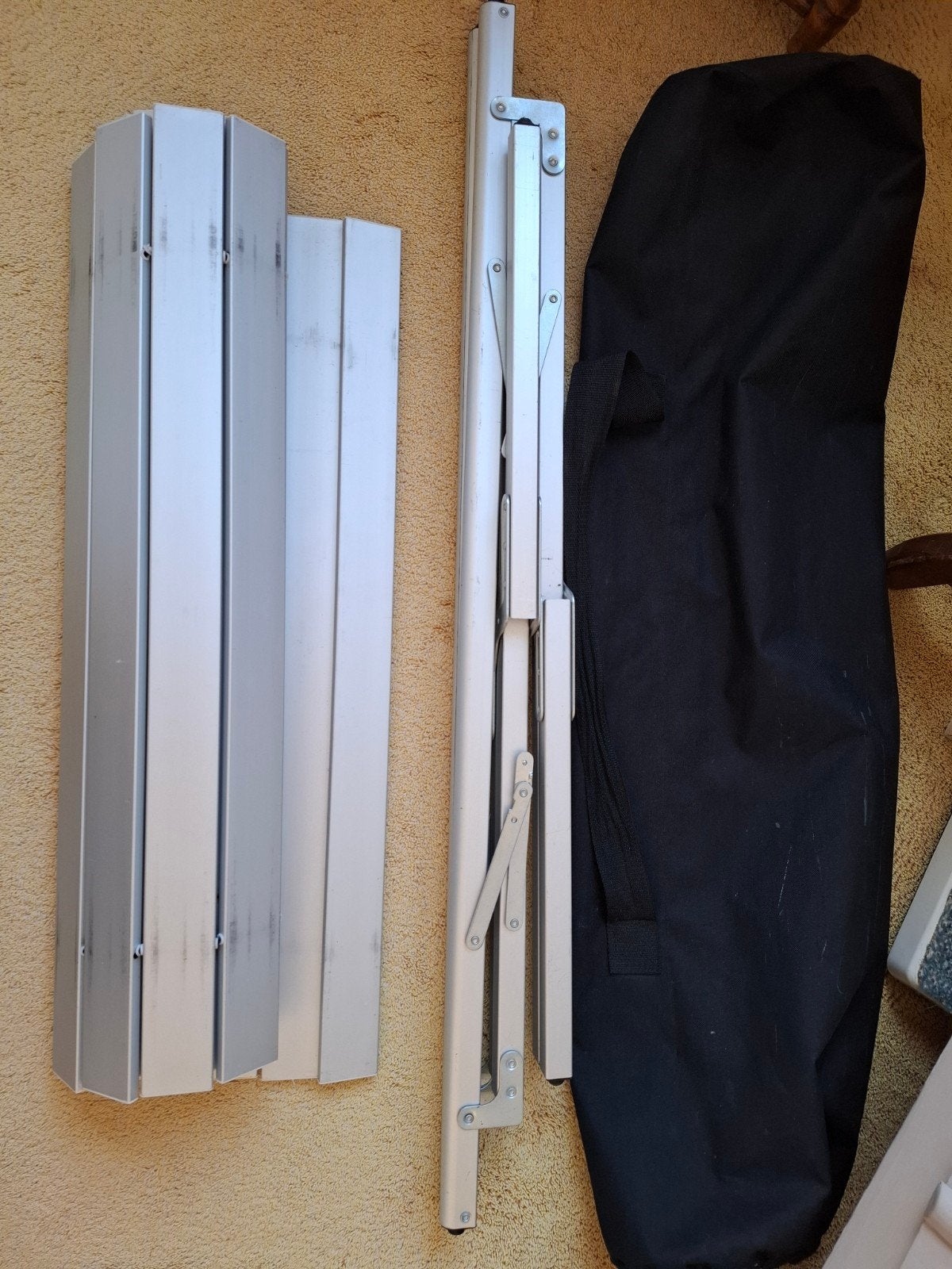 Handige aluminium campingtafel met opbergzak, Ophalen, Gebruikt, Campingtafel