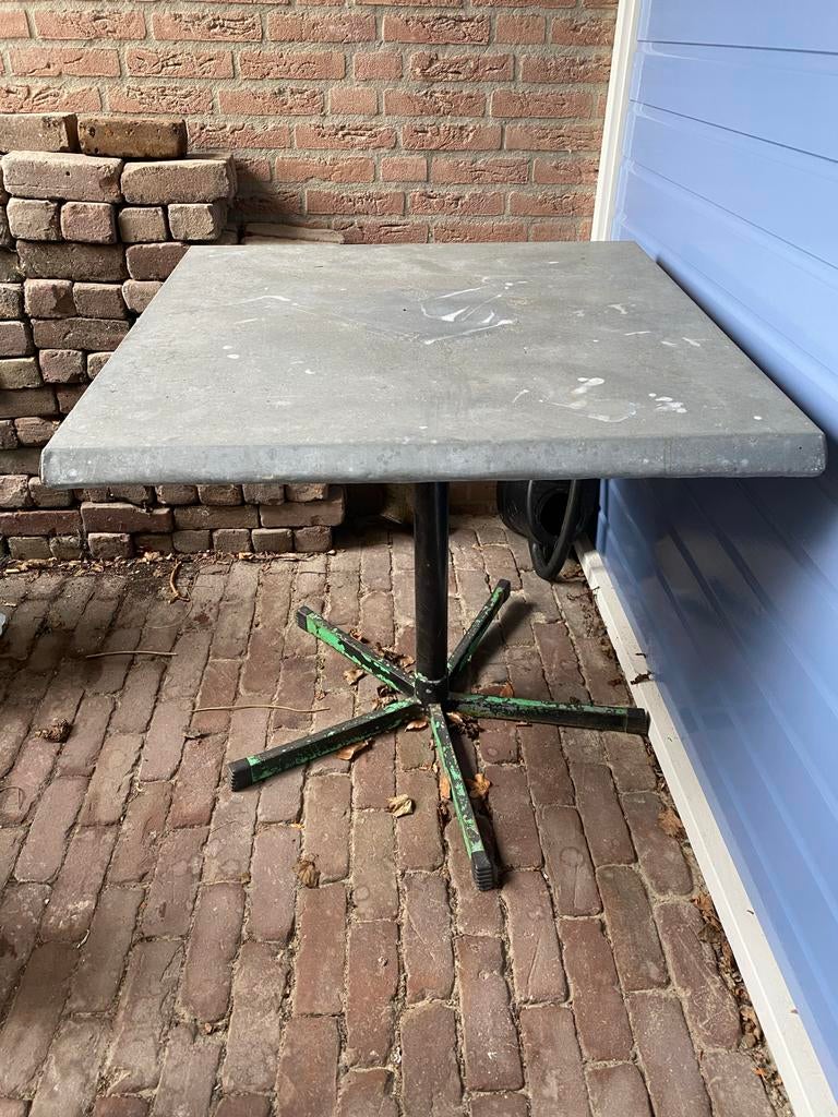 Industriële terrastafel - Robuust en stoer, Ophalen, Gebruikt, Vierkant, Metaal