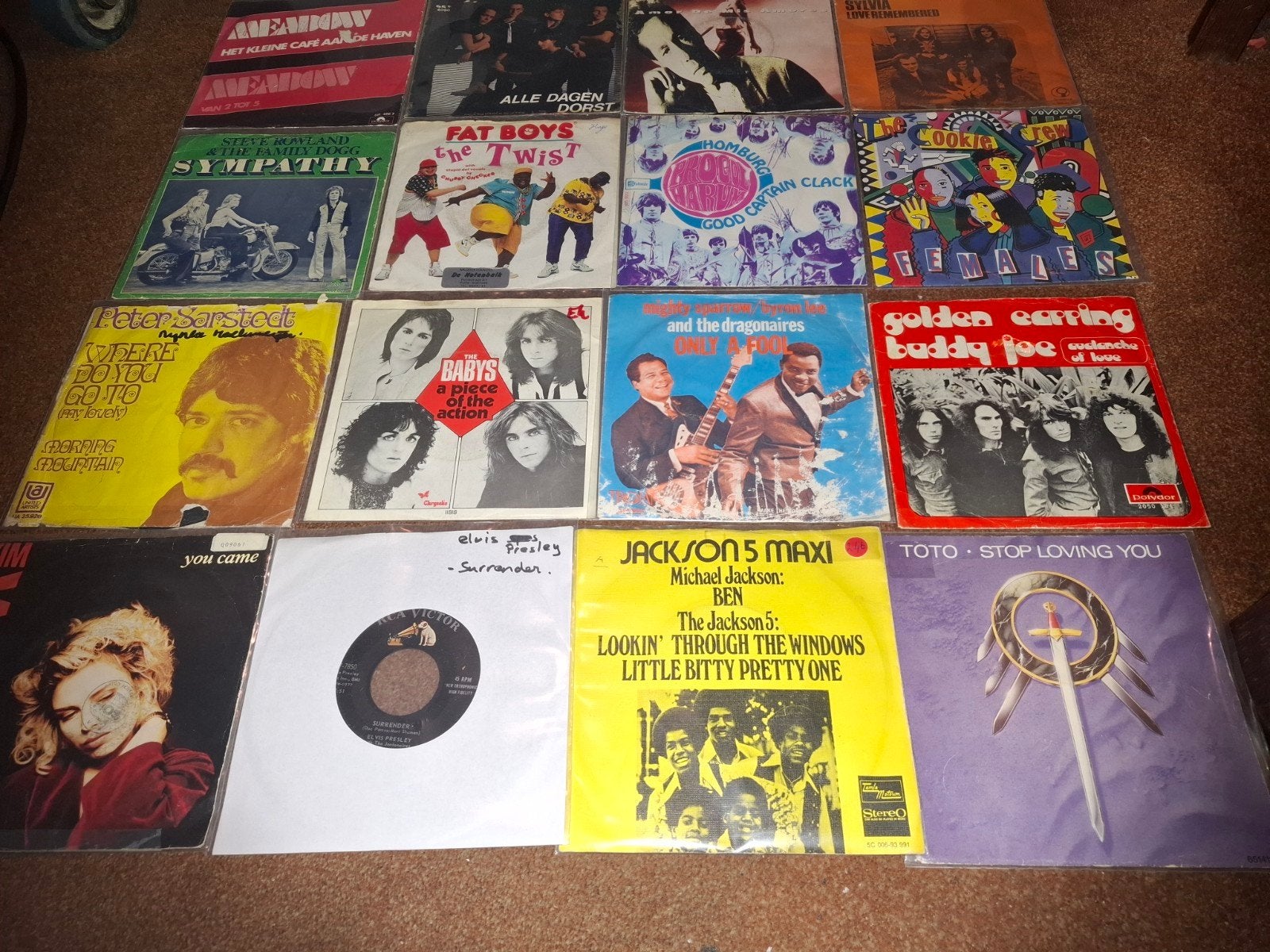 vinyl singles 62 stuks.  bieden vanaf 100 euro, Cd's en Dvd's, Ophalen, Zo goed als nieuw, Pop